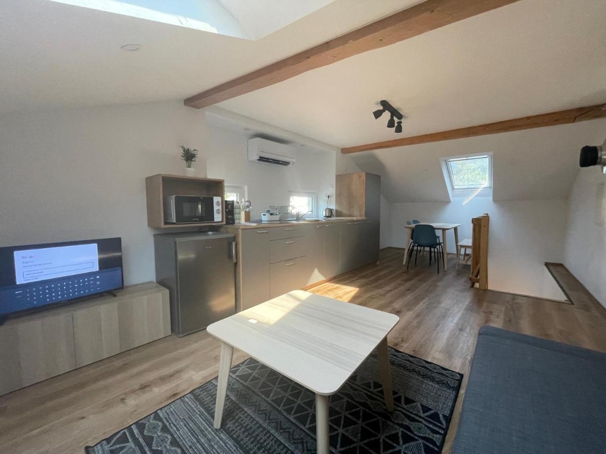 Apartment Azimut Hisa *