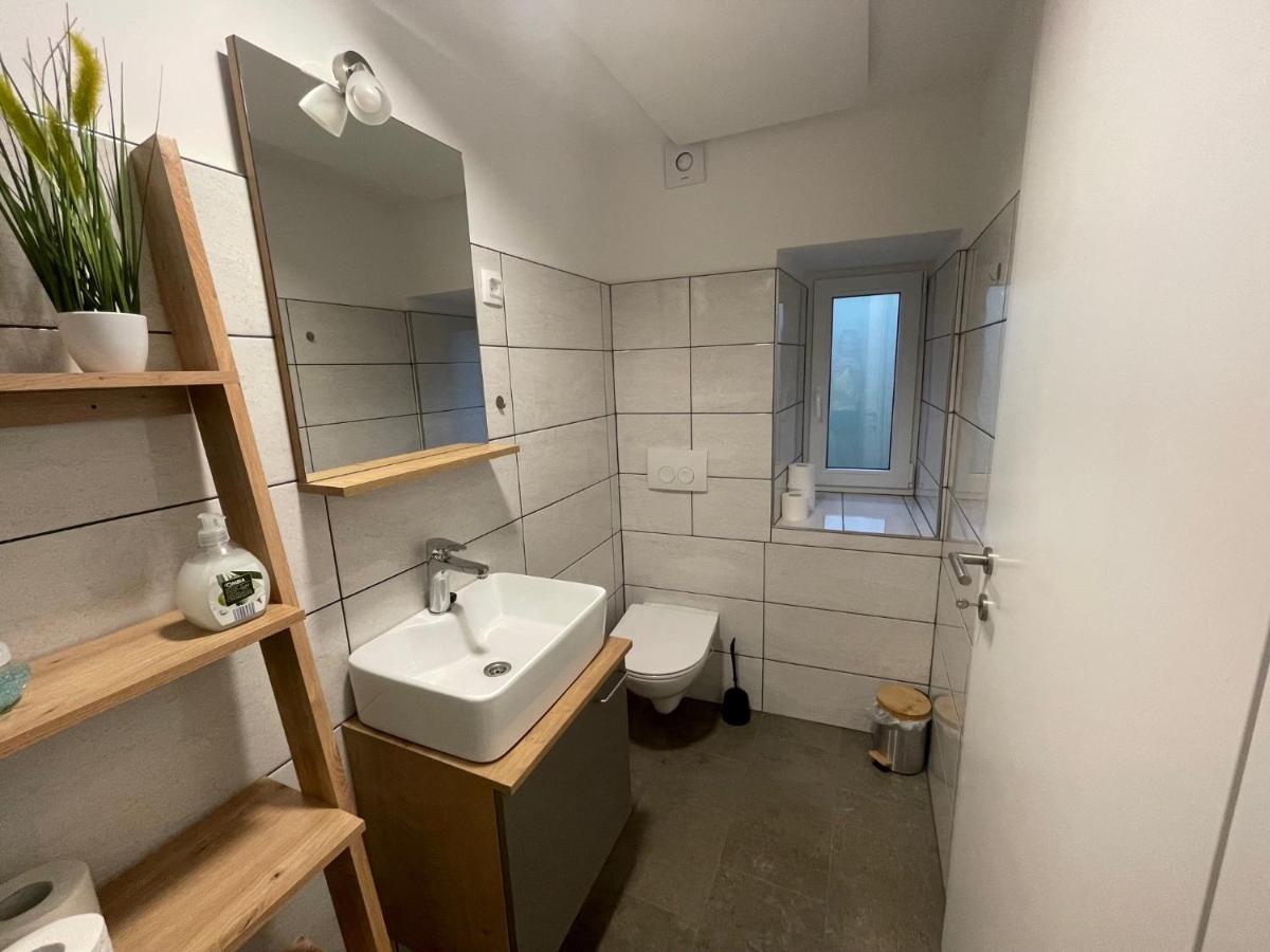 Apartment Azimut Hisa